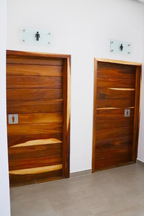 Hotel Bugari Aeropuerto Guadalajara Las Pintas Esterno foto